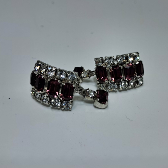 Vintage Silver Tone Rhinestone Clip On Earrings - Picture 1 of 3